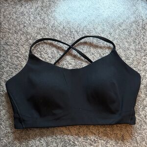 Women's Black Cross-Back Sports Bra